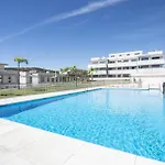 Serenity 2br With Pool Estepona