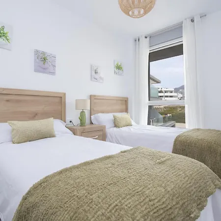 Serenity 2br With Pool