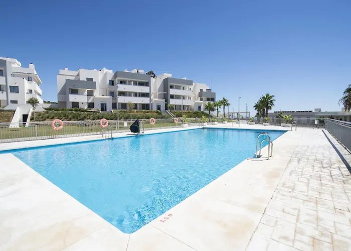 Serenity 2br With Pool Estepona