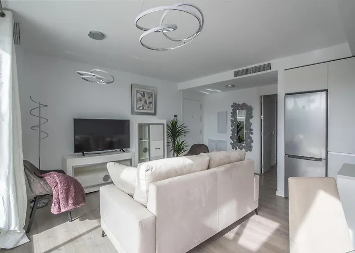 Serenity 2br With Pool * Estepona