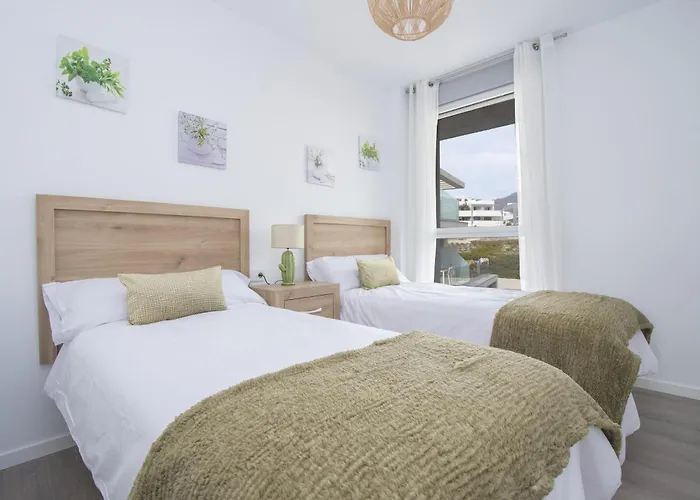 Serenity 2br With Pool